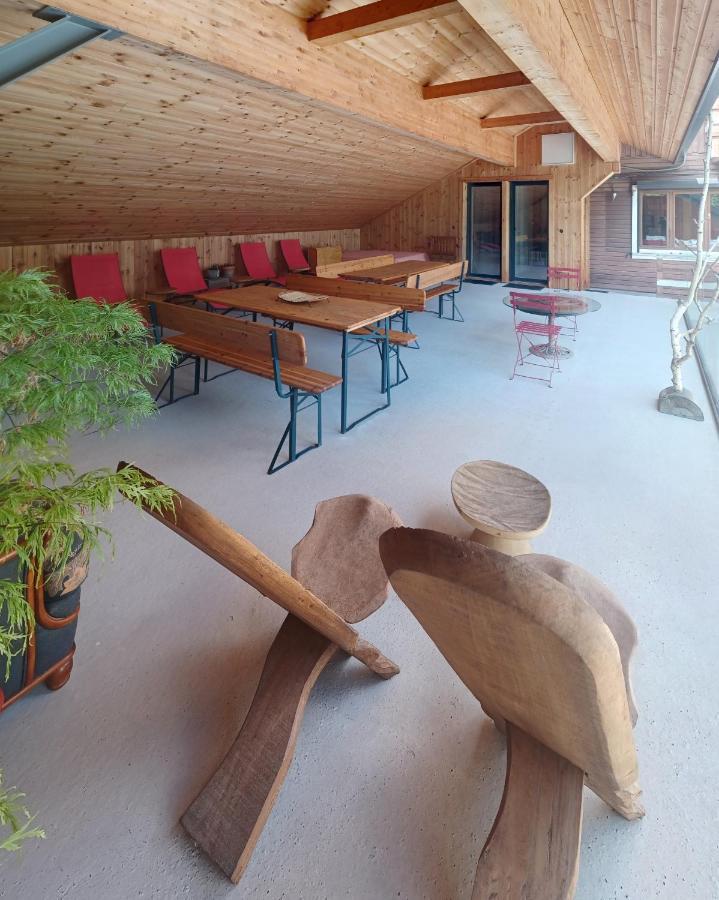 Chalet Les Cols - Chambres avec terrasse&jardin - proche de la nouvelle gare Saint-Jean-de-Maurienne Extérieur photo